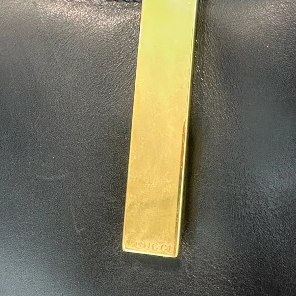 Gucci Black Leather Vintage Shoulder Bag with COA - Picture 11 of 17